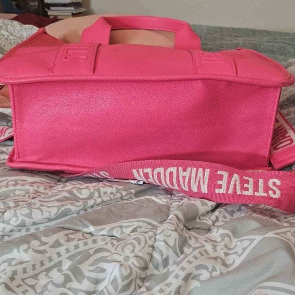 Steve Madden Pink Tote Bag - Picture 9 of 10